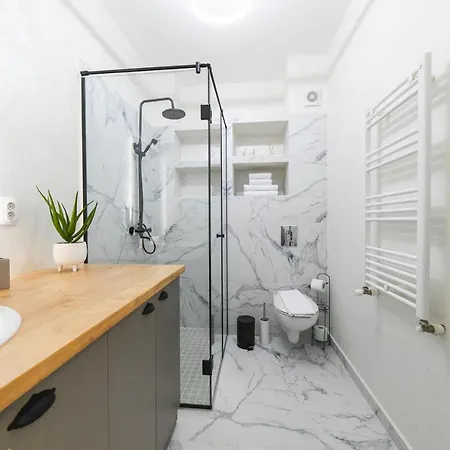 Lovely One Bedroom Apartment